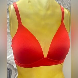 AERIE Wireless Red Bra. Sz 36C. New w tags.